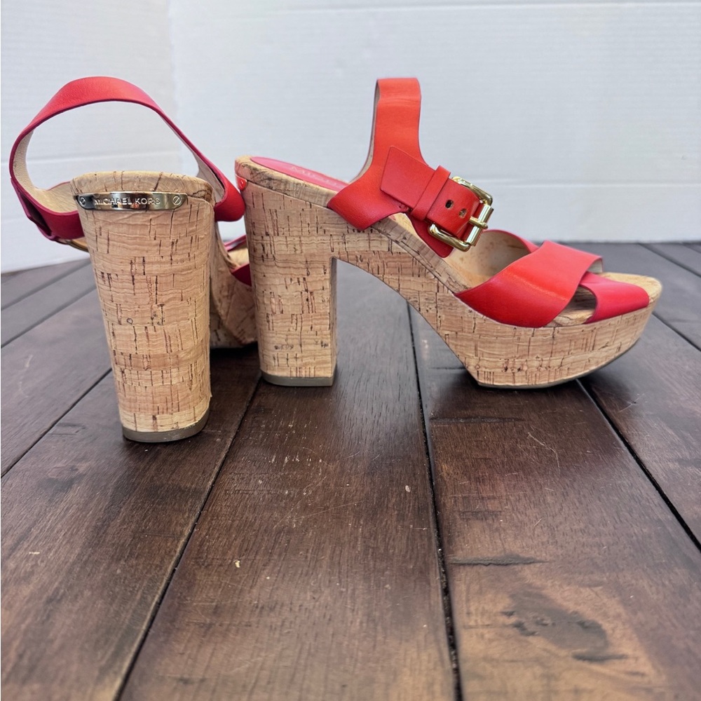 MICHAEL Michael Kors Natalia Platform Mandarin Sandal Open Toe Size 7.5 M Cork